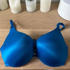 Victoria Secret blue push up uplift bra
